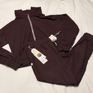 Vuori Dark Brown- Java Hoodie (S) and Jogger (M)  set